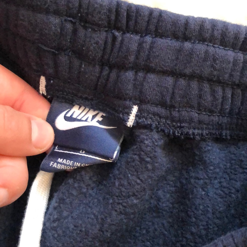 Sweatpants - Picture 2 of 7
